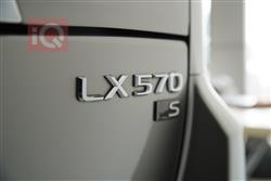 لێکزس LX